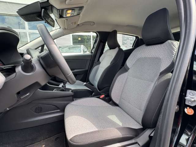 Fahrzeugbild eines Renault Clio