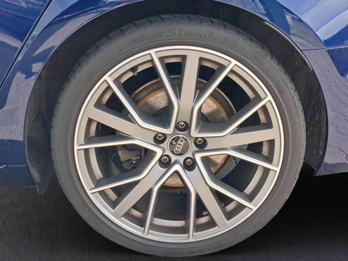 Fahrzeugbild eines Audi A4