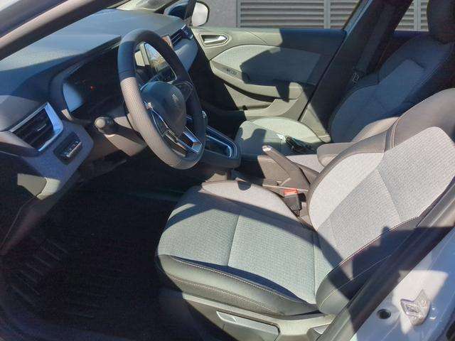 Fahrzeugbild eines Renault Clio
