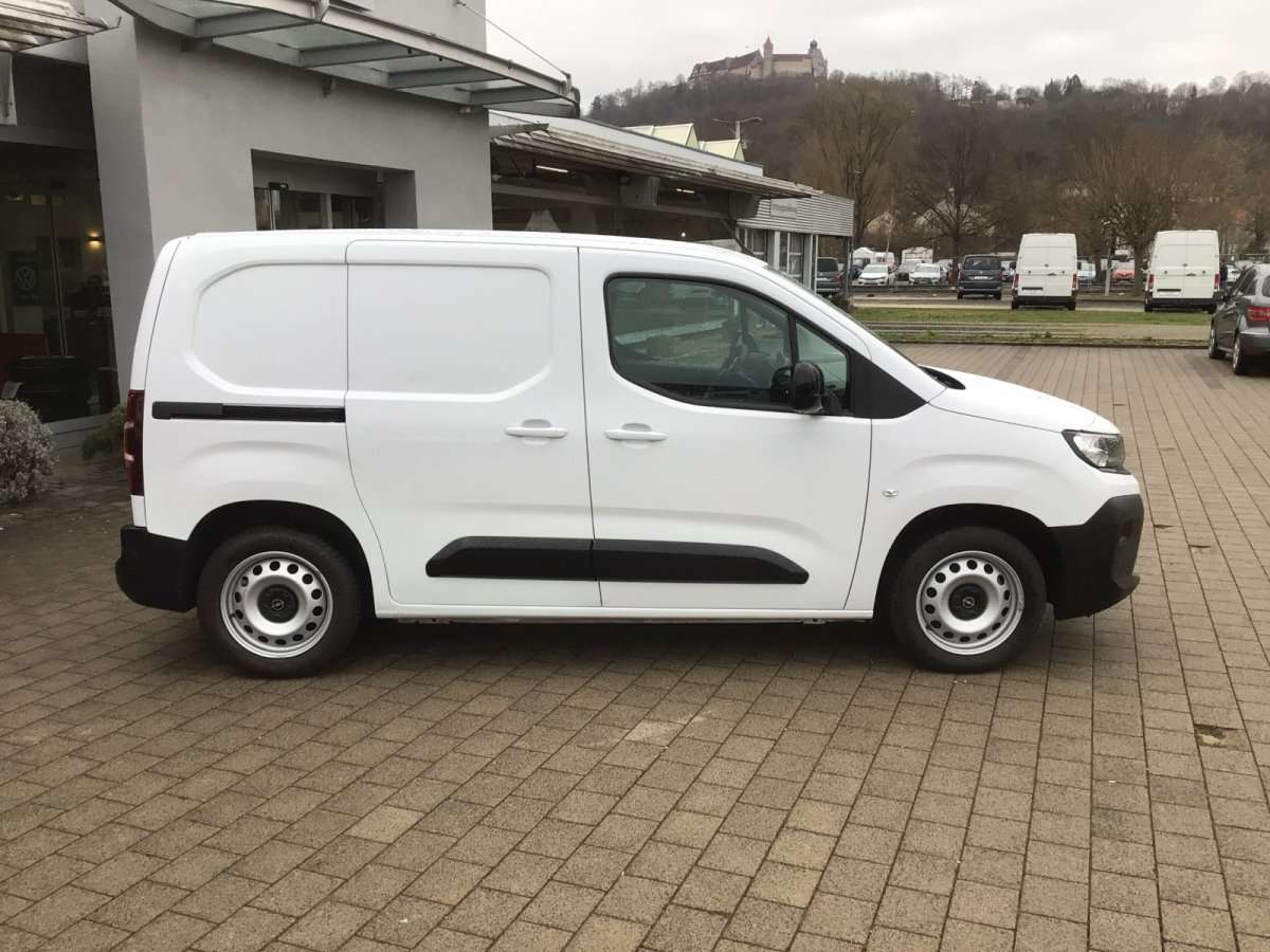 Fahrzeugbild eines Opel Combo