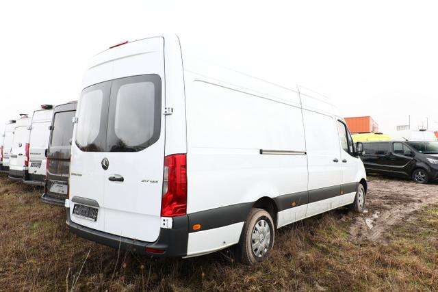 Fahrzeugbild eines Mercedes-Benz Sprinter