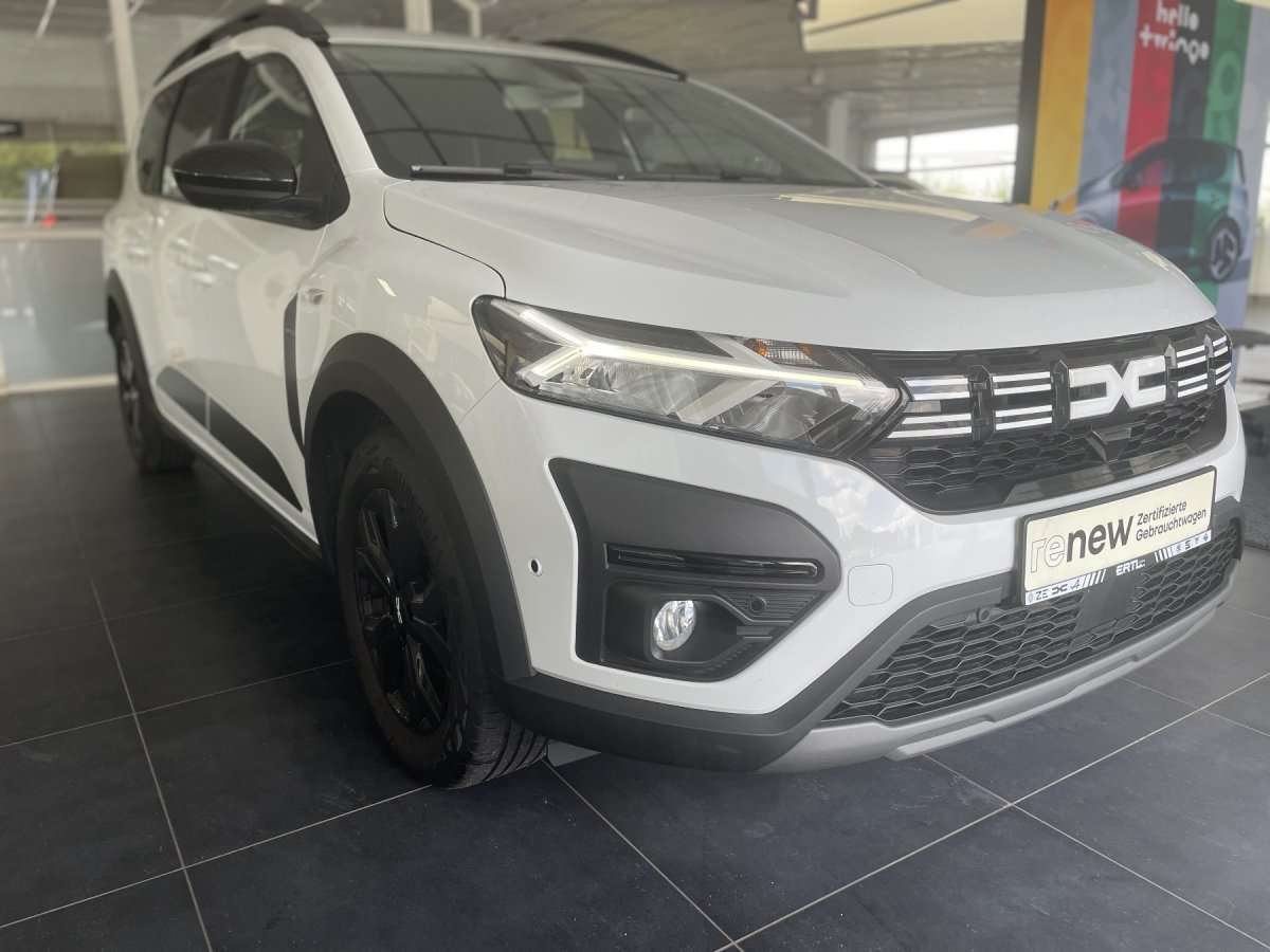 Fahrzeugbild eines Dacia Jogger