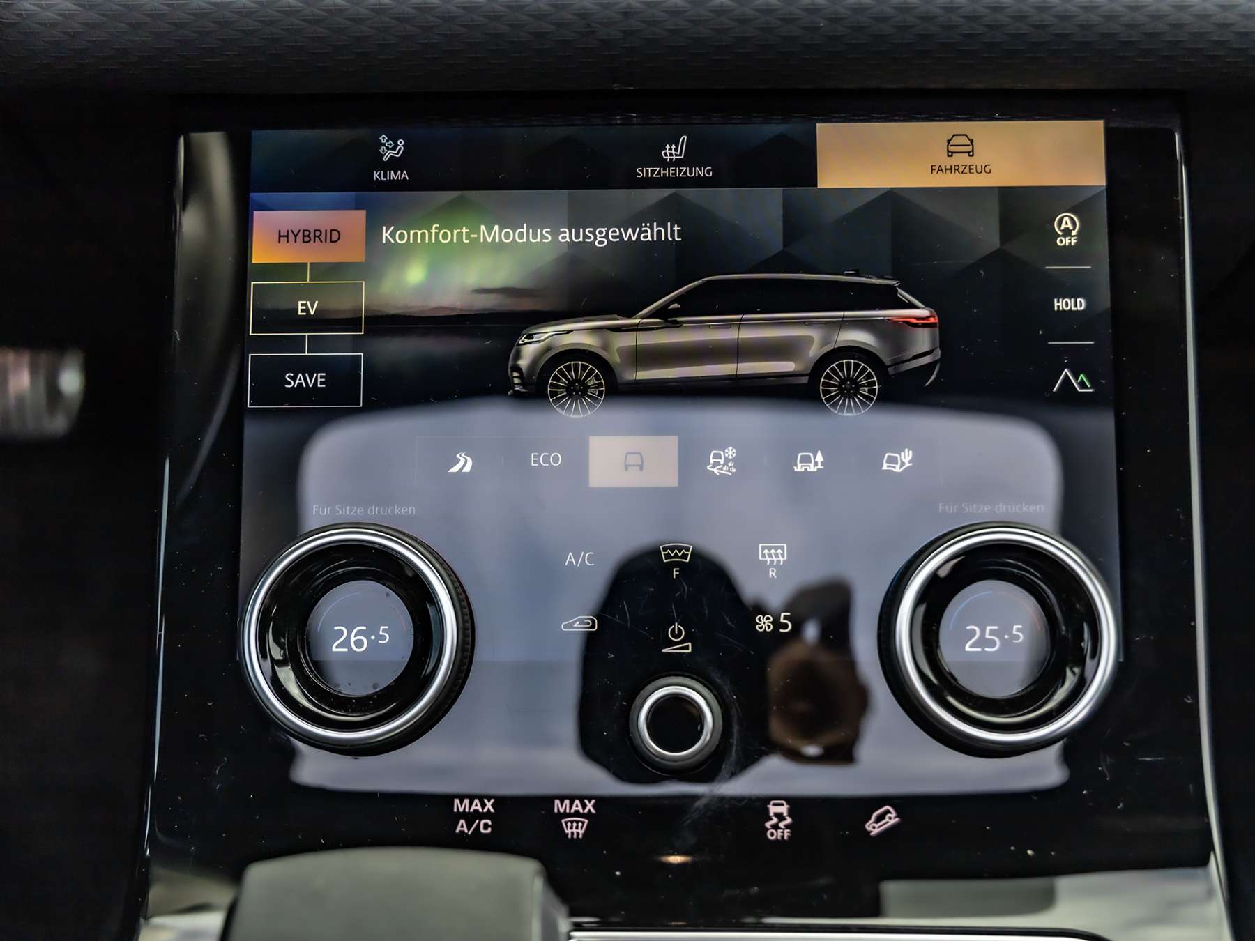 Fahrzeugbild eines Land Rover Range Rover Velar