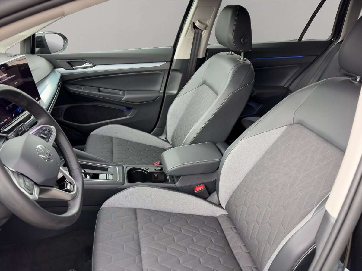 Fahrzeugbild eines Volkswagen Golf