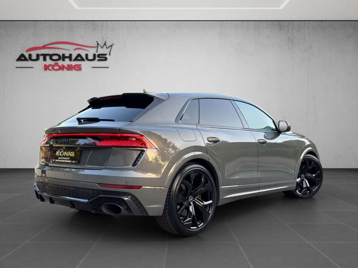Fahrzeugbild eines Audi RS Q8