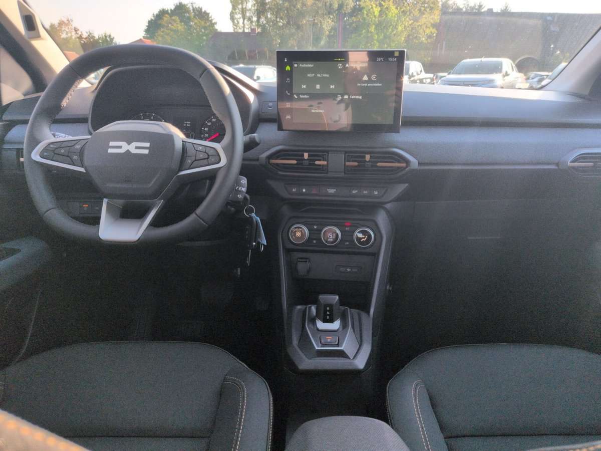 Fahrzeugbild eines Dacia Sandero