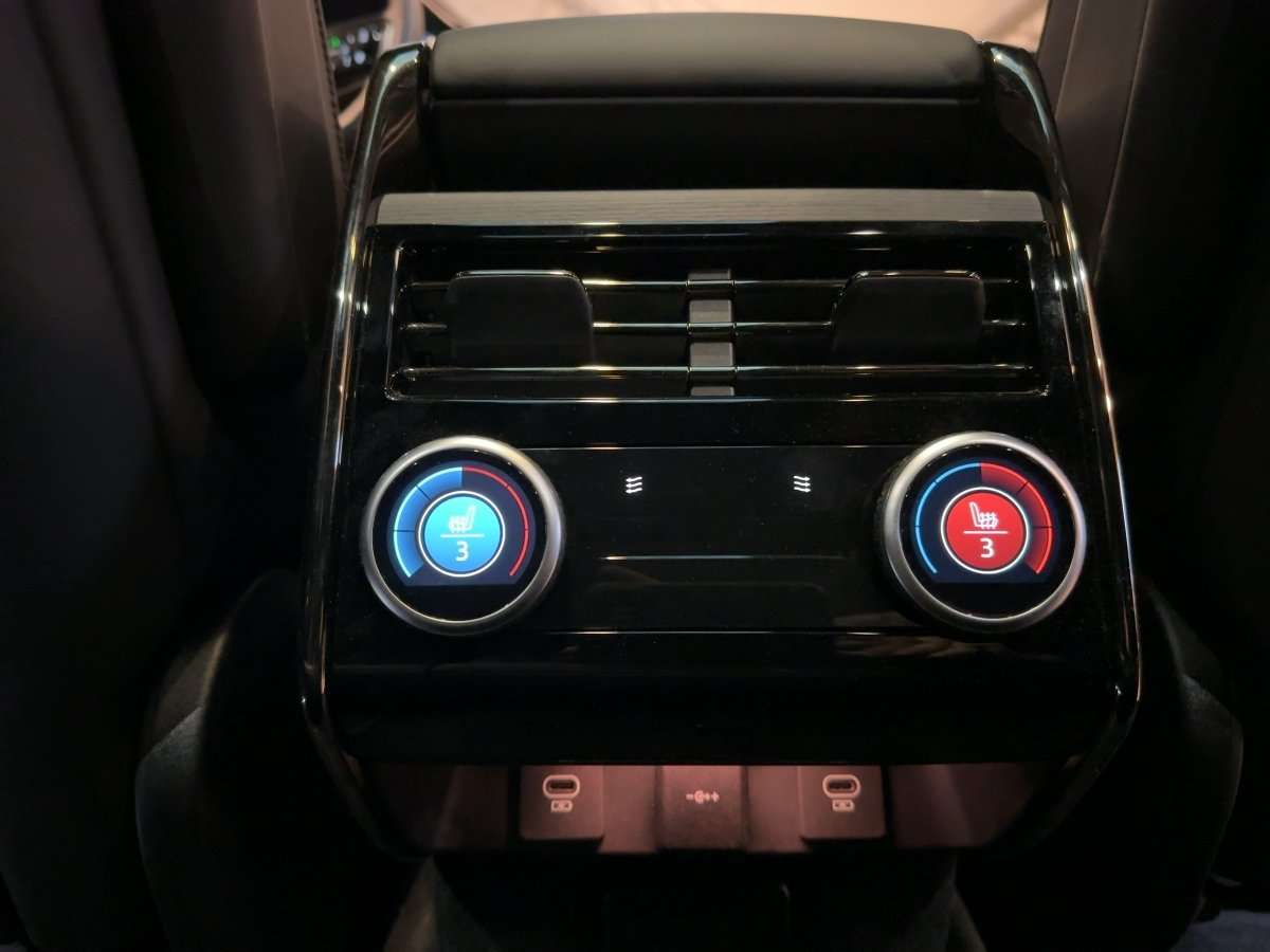 Fahrzeugbild eines Land Rover Range Rover Sport