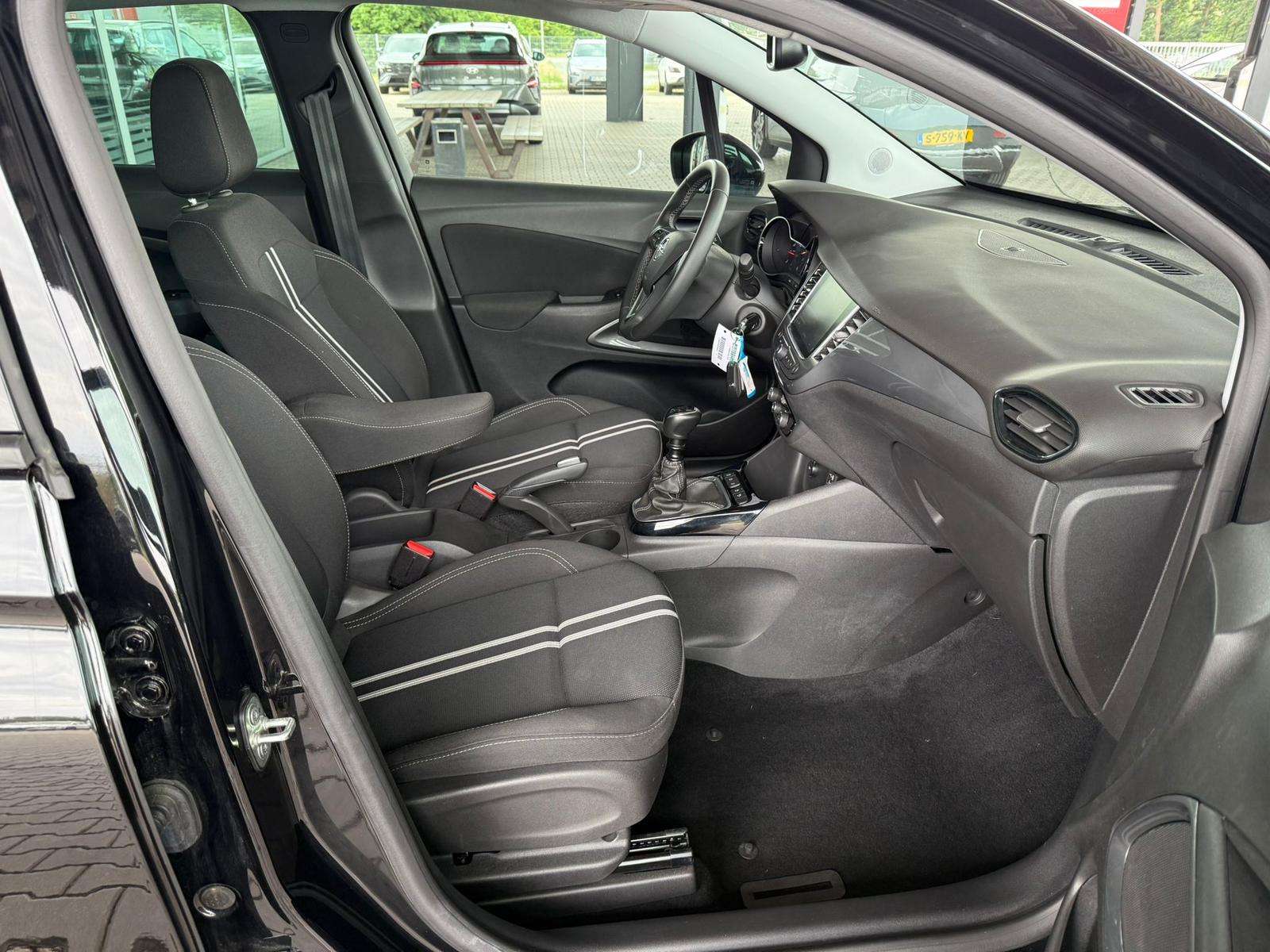 Fahrzeugbild eines Opel Crossland X