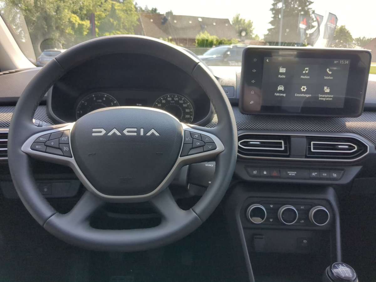 Fahrzeugbild eines Dacia Sandero