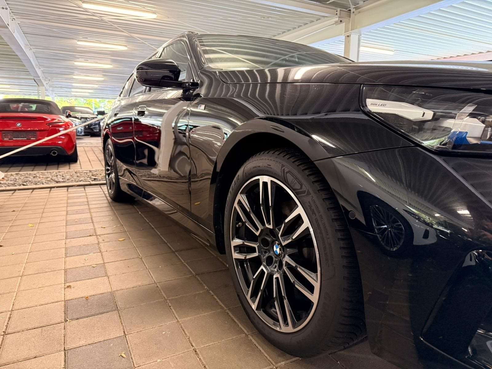 Fahrzeugbild eines BMW 5er-Reihe