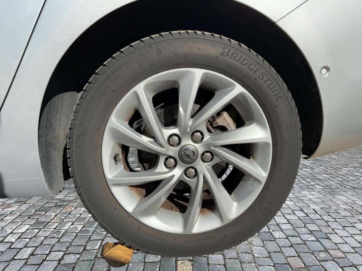 Fahrzeugbild eines Opel Astra