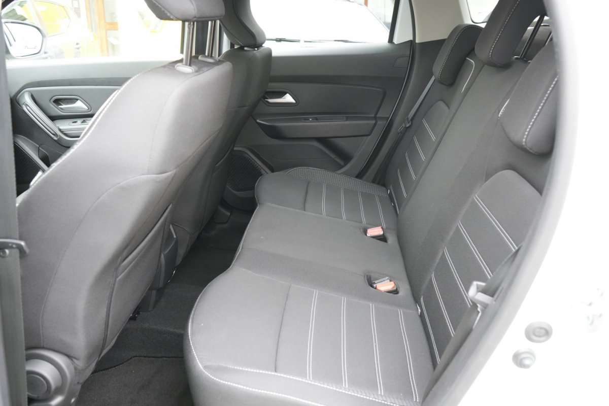 Fahrzeugbild eines Dacia Duster