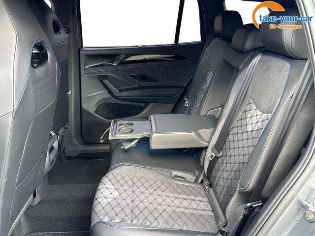 Fahrzeugbild eines Volkswagen Tayron