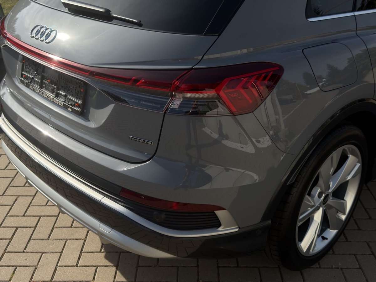 Fahrzeugbild eines Audi Q4 e-tron