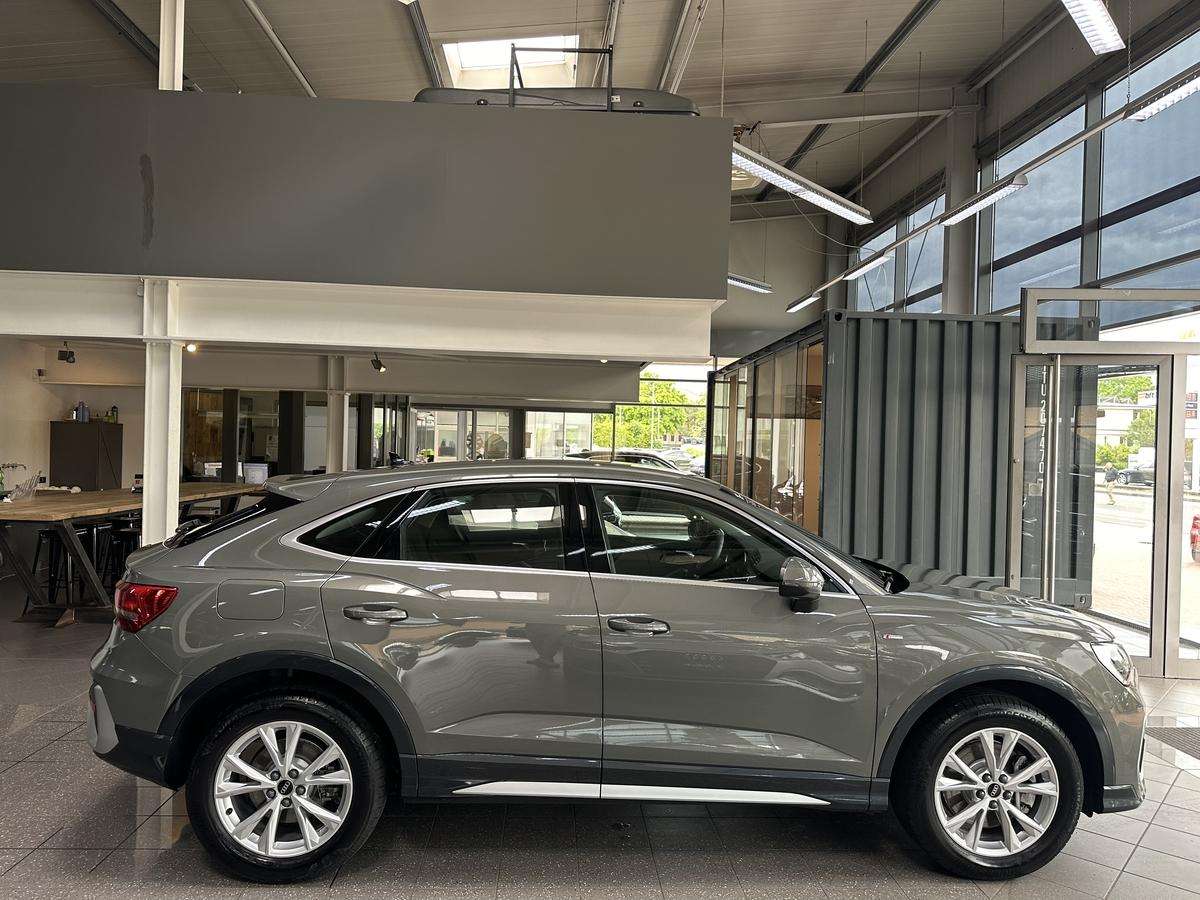 Fahrzeugbild eines Audi Q3