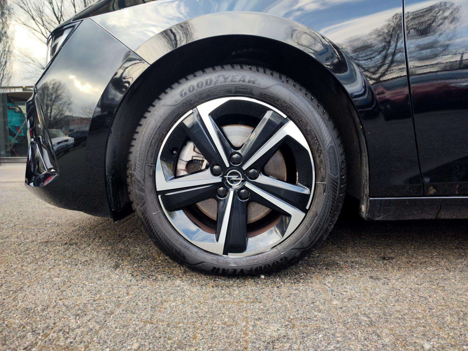 Fahrzeugbild eines Opel Astra