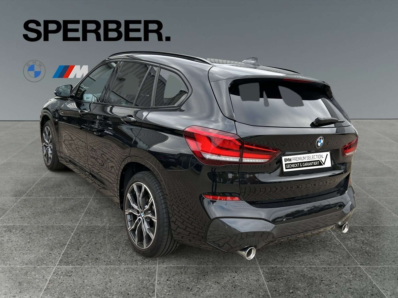 Fahrzeugbild eines BMW X1