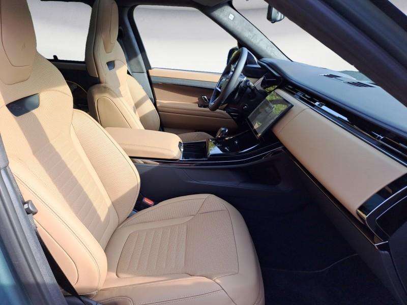 Fahrzeugbild eines Land Rover Range Rover Sport
