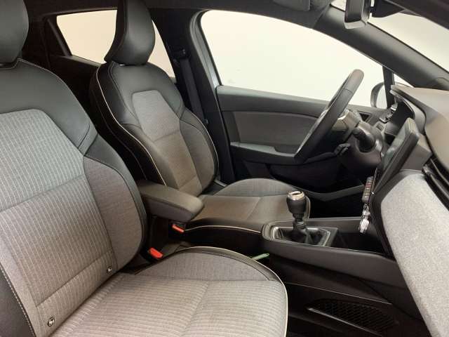 Fahrzeugbild eines Renault Clio