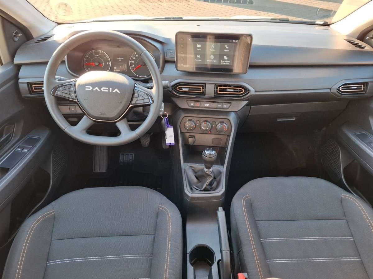 Fahrzeugbild eines Dacia Sandero