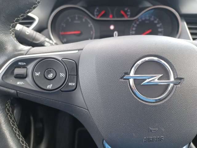Fahrzeugbild eines Opel Crossland X