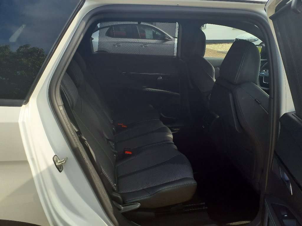 Fahrzeugbild eines Peugeot 5008