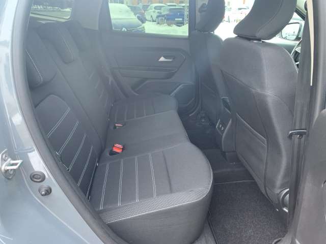 Fahrzeugbild eines Dacia Duster