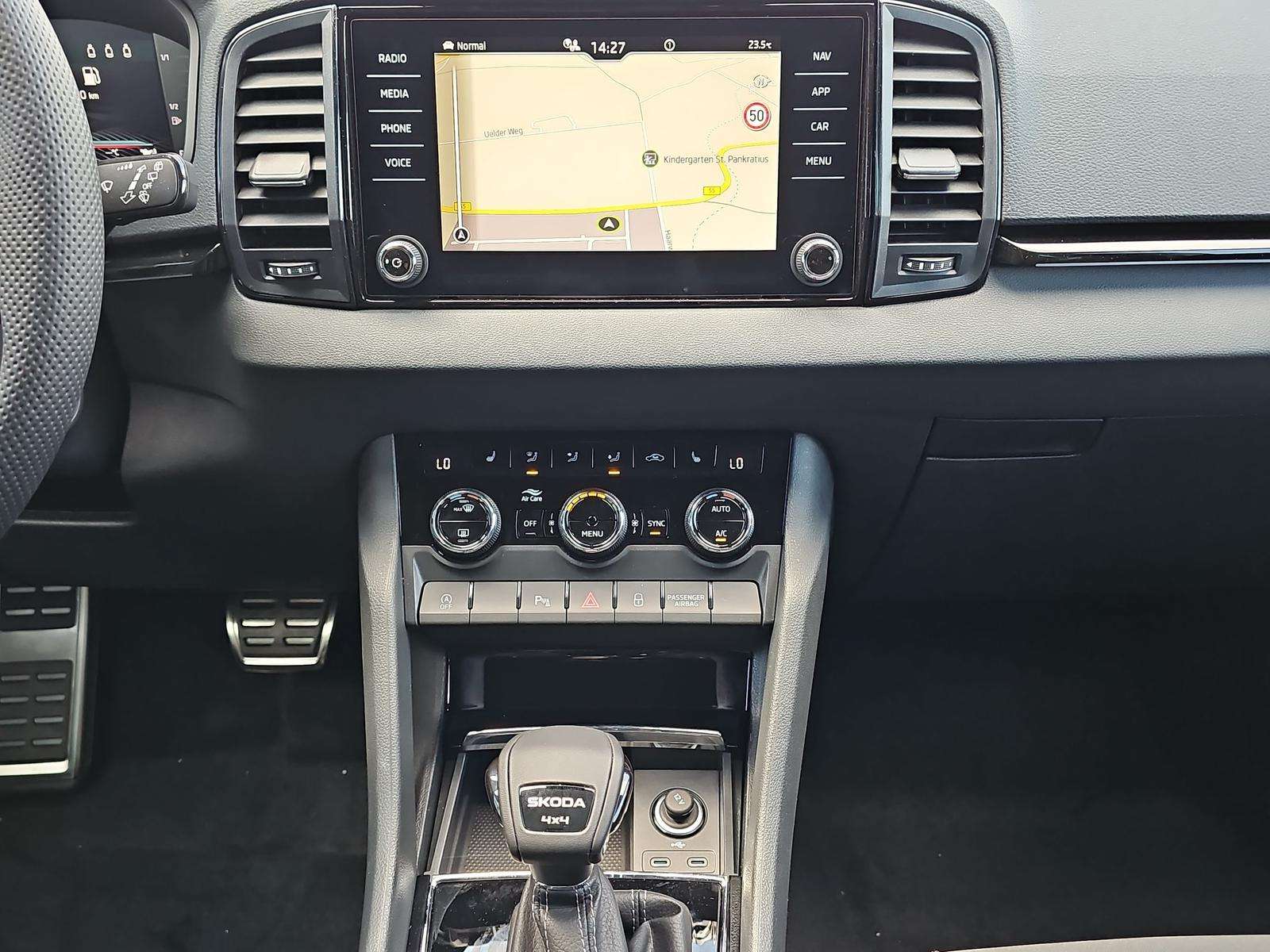 Fahrzeugbild eines Skoda Karoq