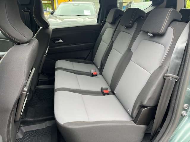 Fahrzeugbild eines Dacia Jogger