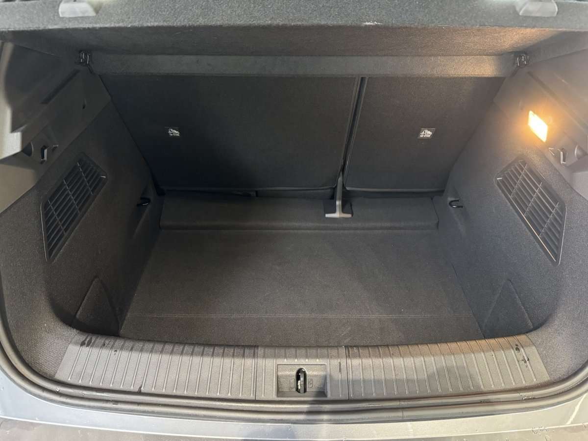 Fahrzeugbild eines Renault Megane E-TECH