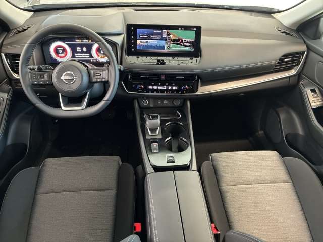 Fahrzeugbild eines Nissan X-TRAIL