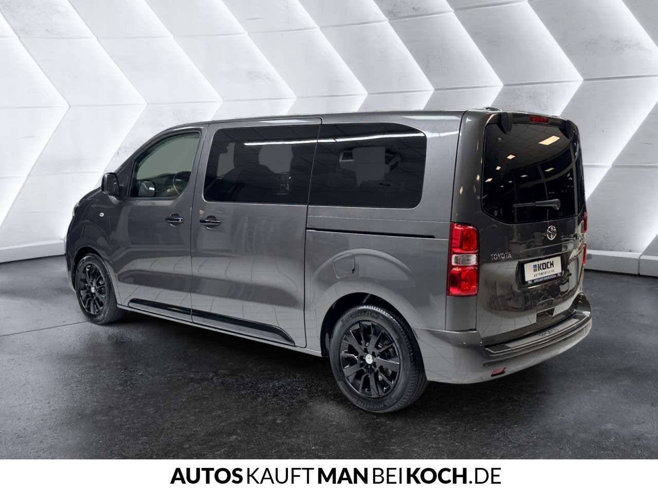 Fahrzeugbild eines Toyota Proace