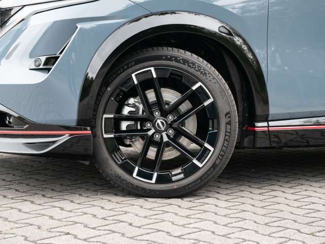 Fahrzeugbild eines Nissan Ariya