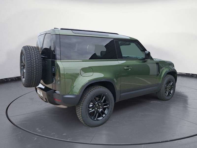 Fahrzeugbild eines Land Rover Defender