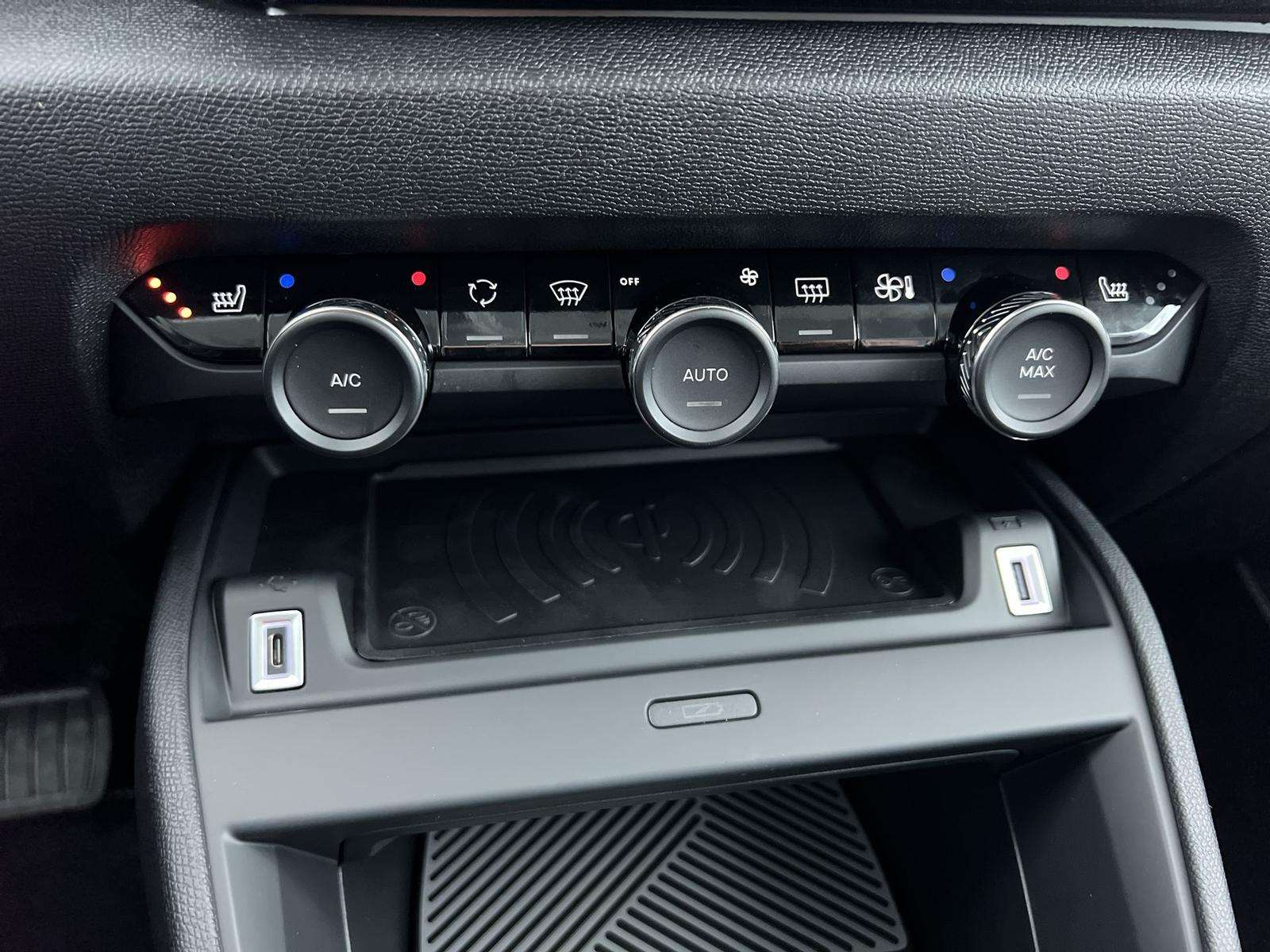 Fahrzeugbild eines Citroën C4