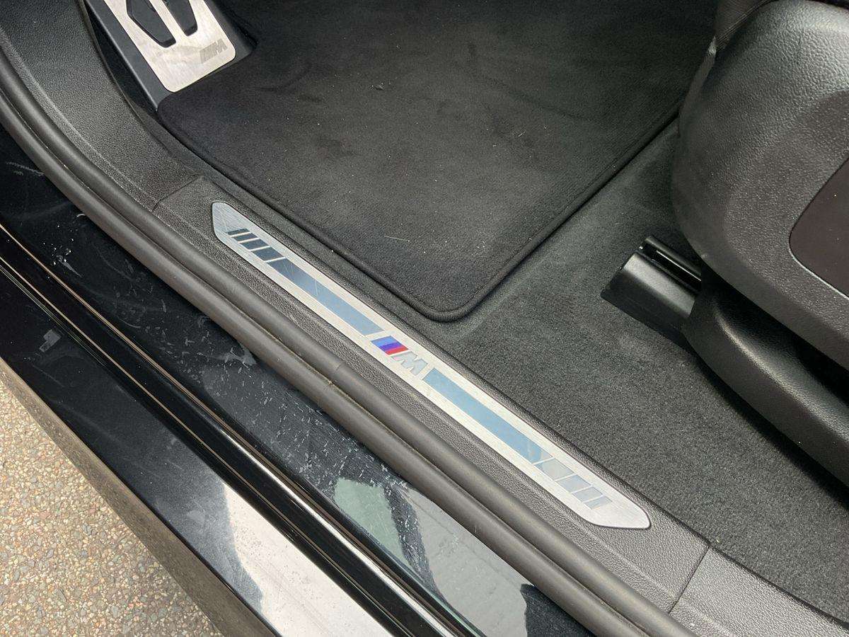 Fahrzeugbild eines BMW X6