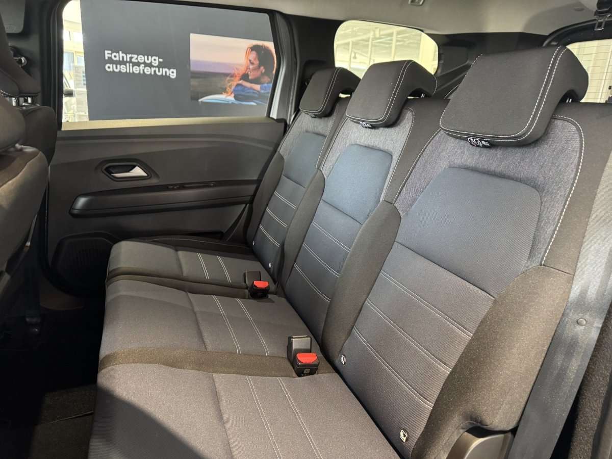 Fahrzeugbild eines Dacia Jogger