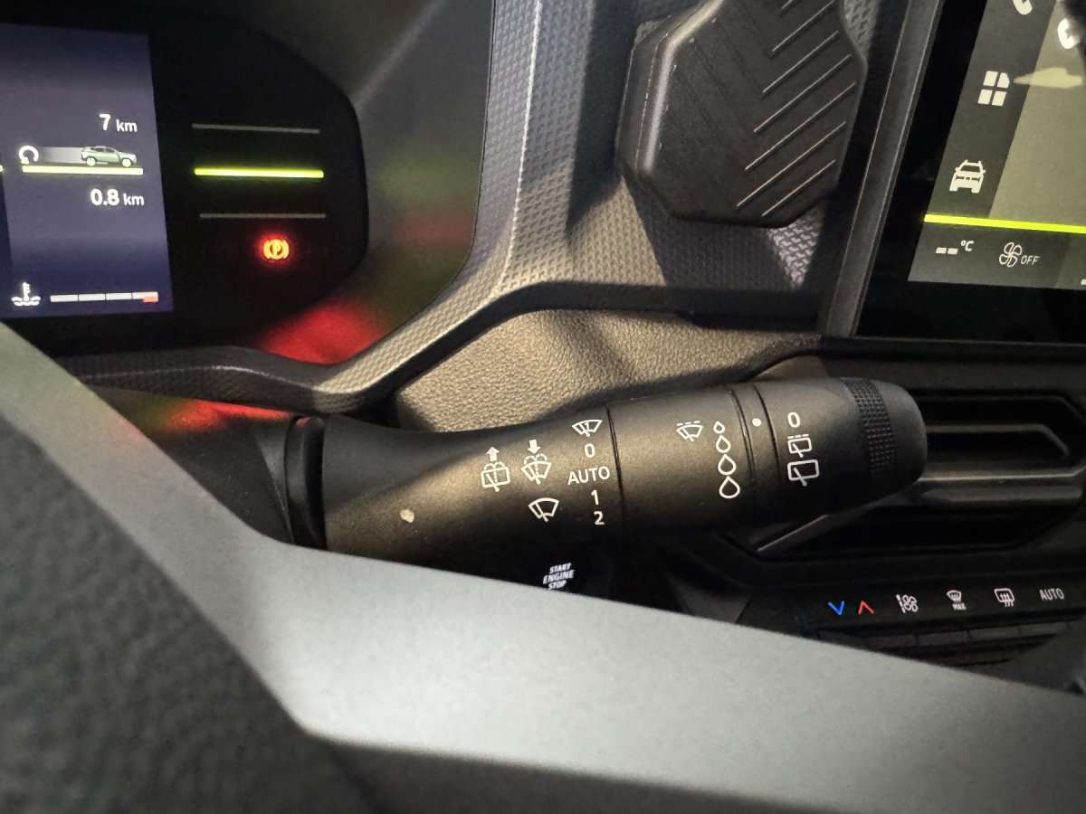 Fahrzeugbild eines Dacia Duster