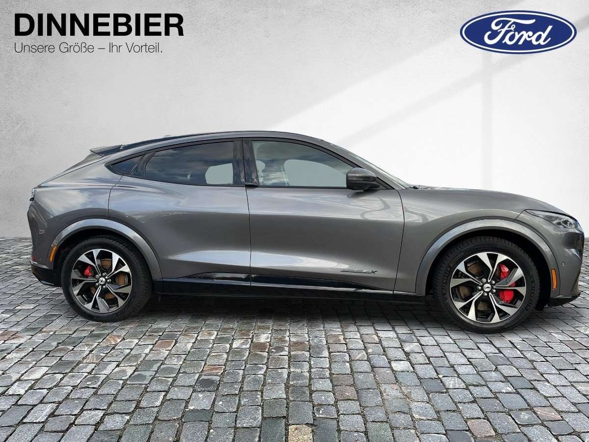 Fahrzeugbild eines Ford Mustang Mach-E