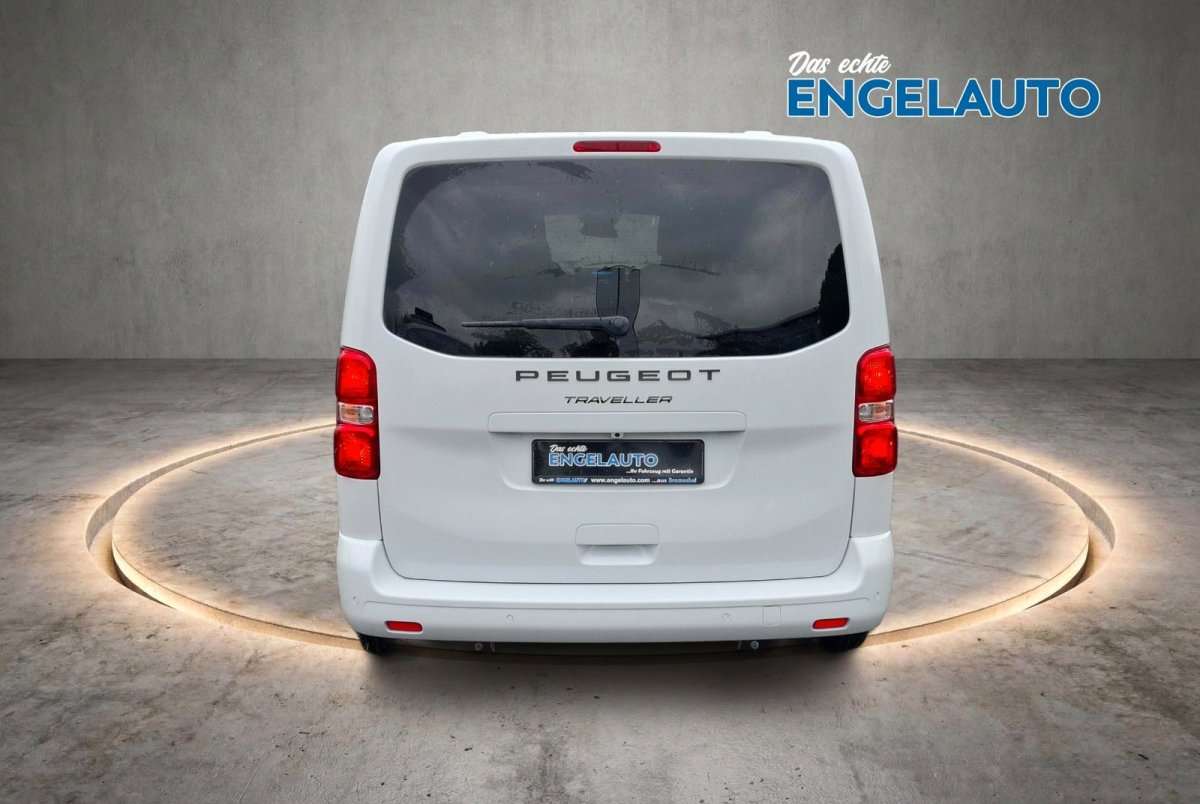 Fahrzeugbild eines Peugeot Traveller