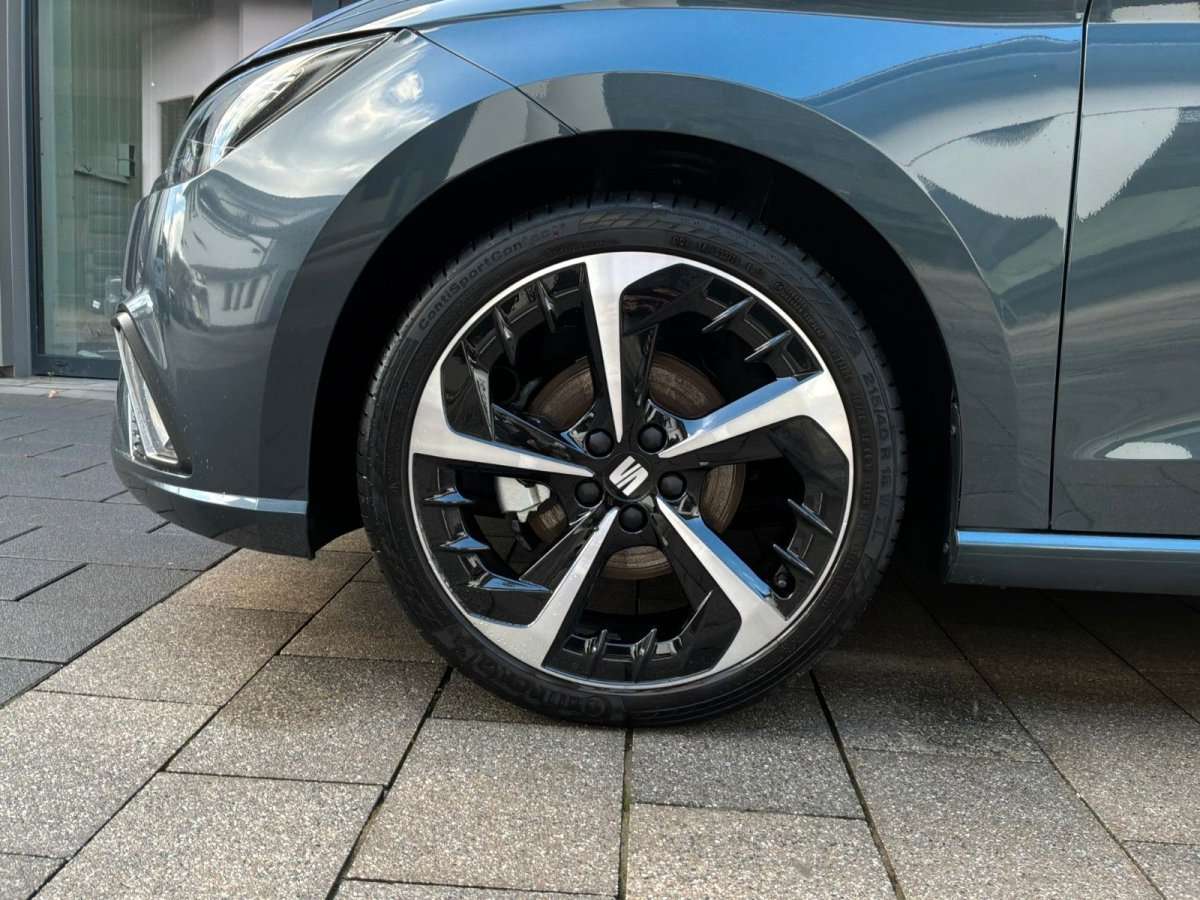 Fahrzeugbild eines SEAT Ibiza