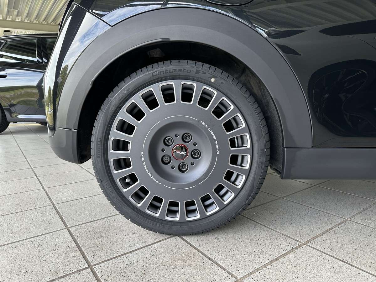 Fahrzeugbild eines MINI COOPER
