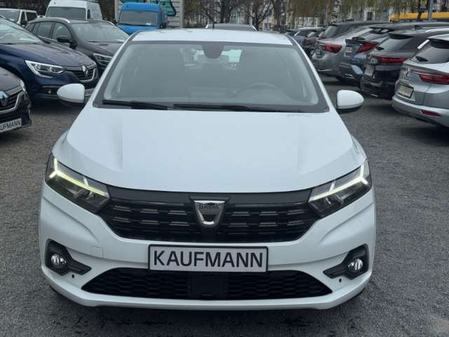 Fahrzeugbild eines Dacia Sandero