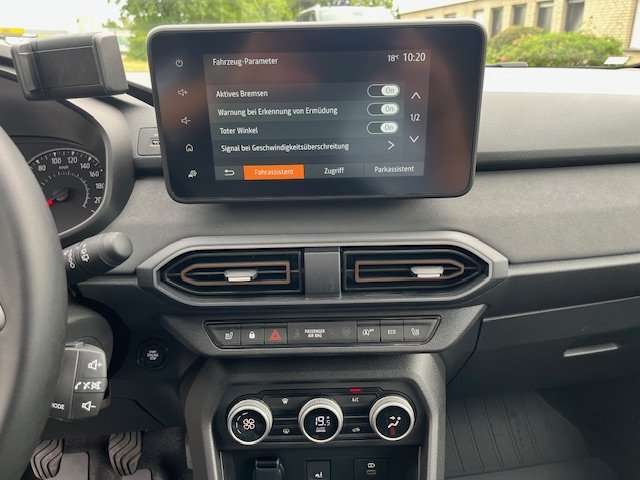 Fahrzeugbild eines Dacia Jogger