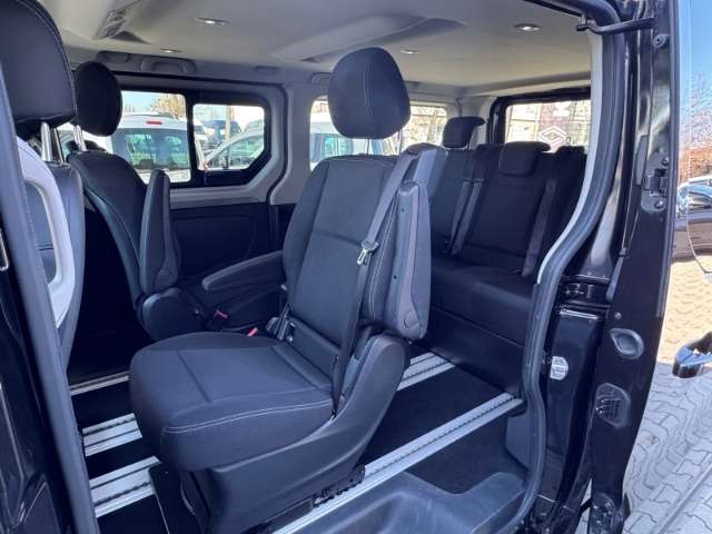 Fahrzeugbild eines Renault Trafic