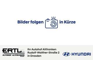 Schräge Frontansicht auf einen Hyundai i30 , freigestellt