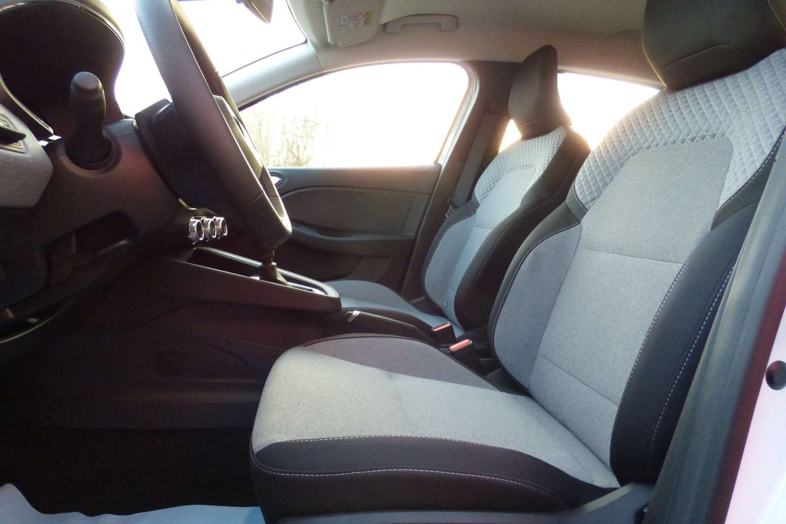 Fahrzeugbild eines Mitsubishi Colt