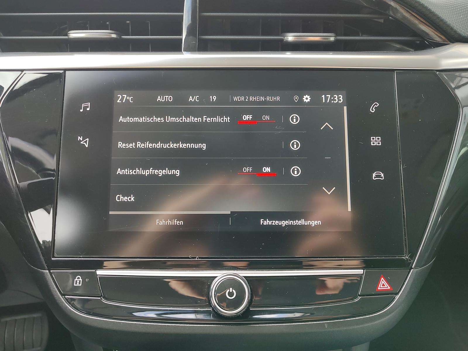 Fahrzeugbild eines Opel Corsa