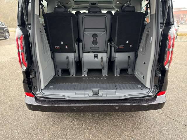 Fahrzeugbild eines Ford Tourneo Custom