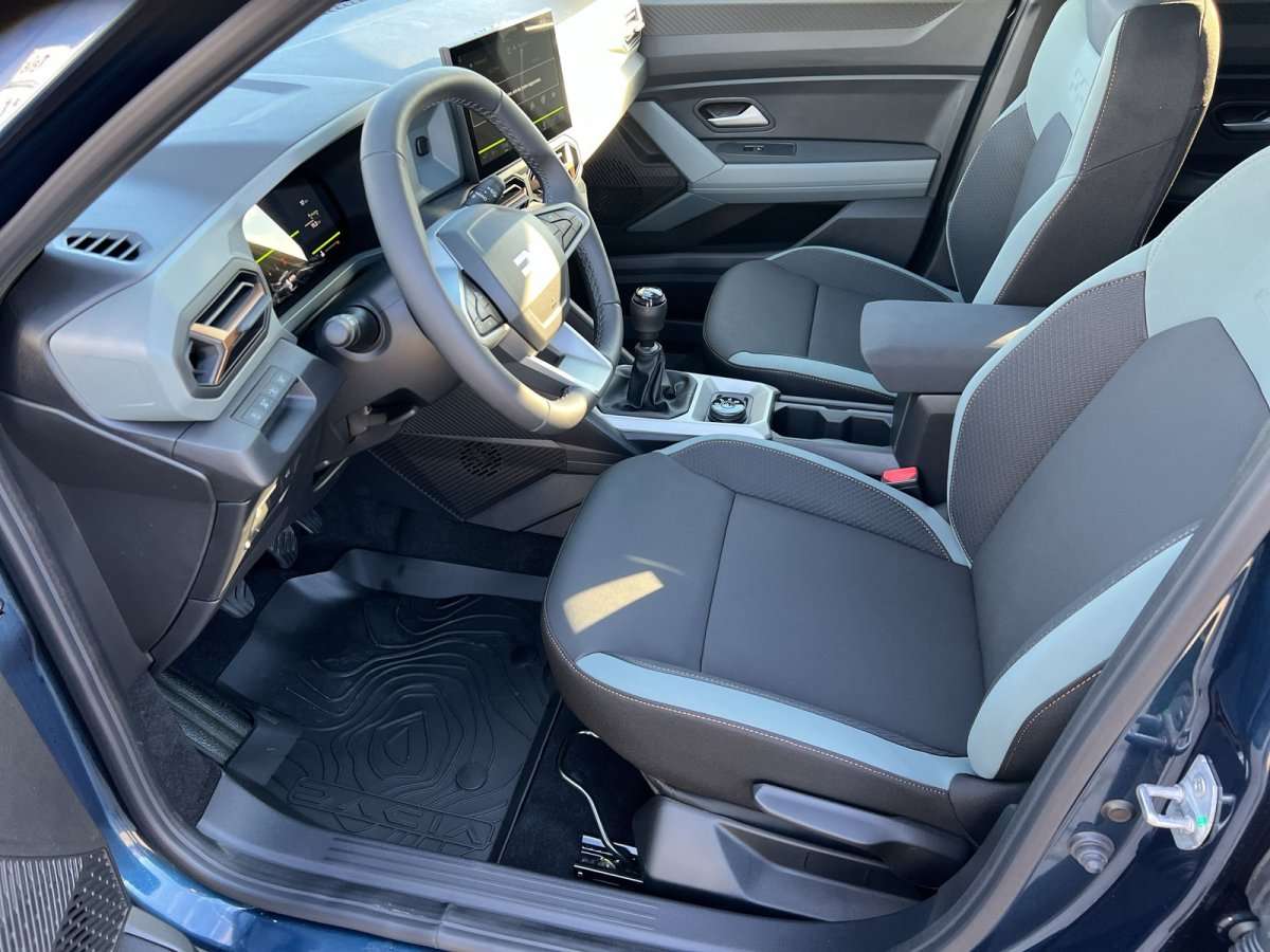 Fahrzeugbild eines Dacia Bigster